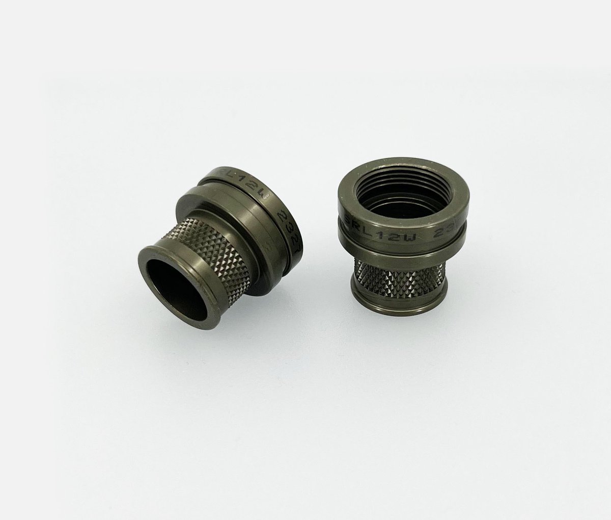 cdmincorporated's tweet photo. CDM now carries Amphenol PCD’s BL banding adapters in a variety of finishes that are usable with most popular connector types. Contact us for order information! #WhatsNewTuesday #AmphenolPCD #Backshells #BandingClamps #ConnectorAdapters #PowerConnector https://t.co/4kN0pLwsOy