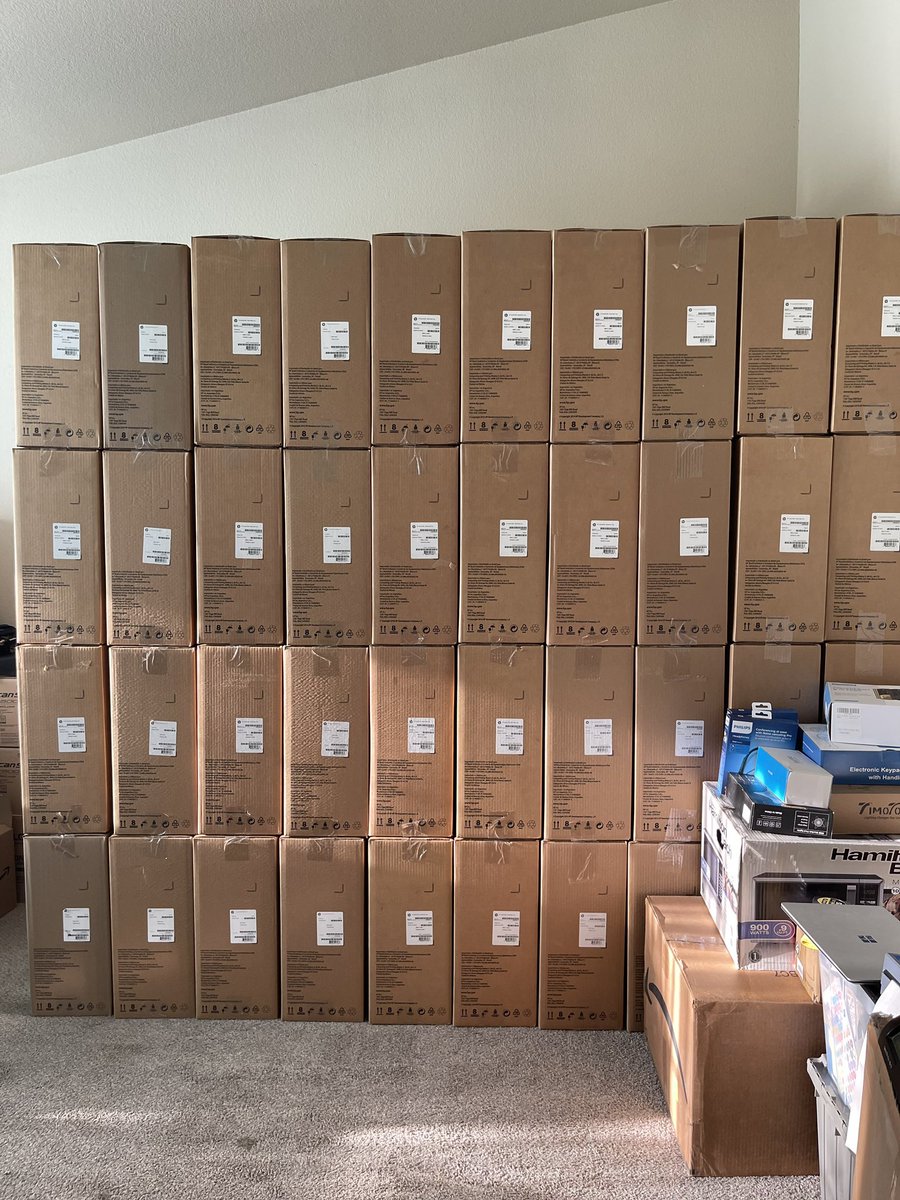 thedealsguy_'s tweet photo. MSRP: $73,960

I only paid $10 for each PC🤣

Biggest Price Error EVER! https://t.co/2WsFt7gasZ