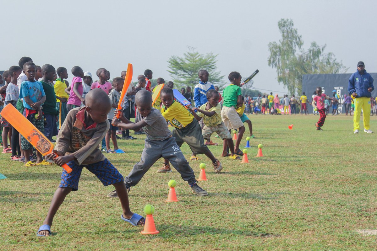 Cricket Builds Hope tweet media