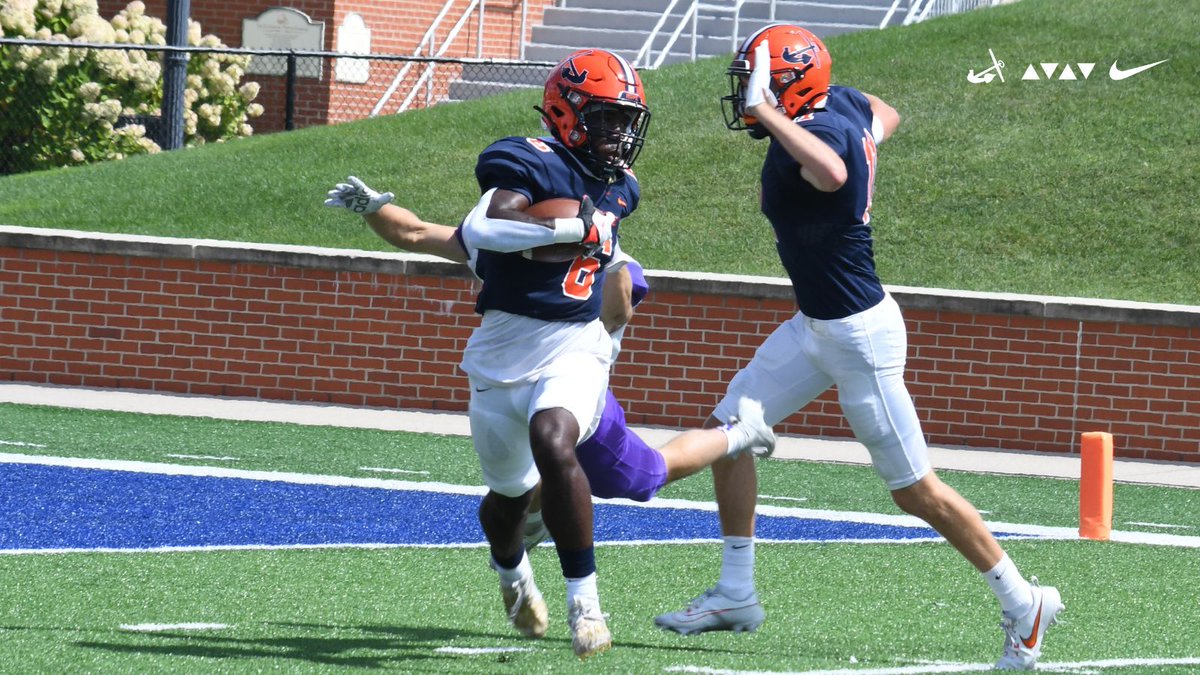 Senior Terrell Harris (Whitehall HS) has been selected to the D3Football.com Team of the Week after his record-setting, 90-yard punt return for a touchdown last week vs. Loras. #d3fb athletics.hope.edu/news/2023/9/12…