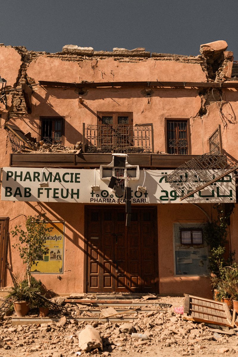 lescalevoyage's tweet photo. In the Wake of Earth’s Breath— Marrakech, the day after 💔 

#Marrakech #moroccoearthquake #morocco #medina #travel https://t.co/aHhO9xhGah