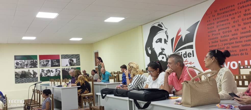 ✅#AcontecerUniversitario: Análisis del cumplimiento del Plan estratégico del centro para el 2023, con la Viceministra del <a href="/CubaMES/">MES</a> <a href="/AAB_Cuba/">Alicia Alonso Becerra</a> y una representación de la Dirección del MES.
Presentes también <a href="/yuslayvis/">AlejandraYBG</a>
y <a href="/William64238221/">William Burgos Oria</a> 
Miembros del Buró provincial del PCC.