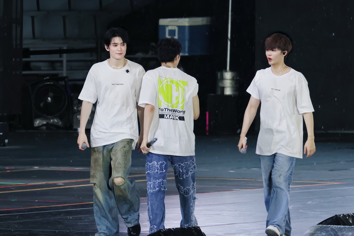 SomeoneAugust's tweet photo. 230910 NCT NATION
마크  재민  재현

#마크  #재민  #재현
#MARK  #JAEMIN #JAEHYUN
#NCTDREAM #NCT #NCT127 https://t.co/OLezlBAEug