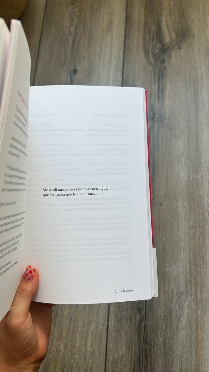 Luna_Javierre's tweet photo. “todo lo que me ha enseñado el amor”♥️📕 https://t.co/Ik8PWW6LmQ