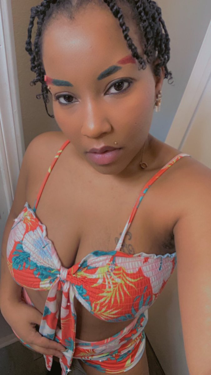 QuayanaSmith's tweet photo. https://t.co/GUo60Phtf8