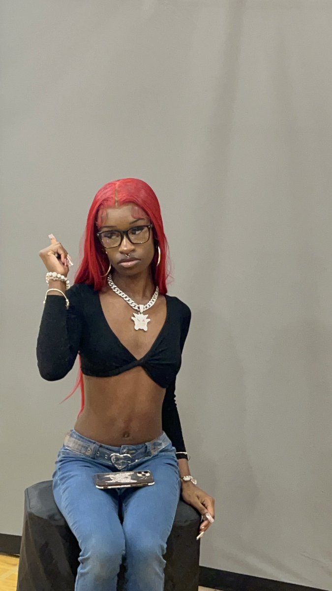 S’Niya tweet media