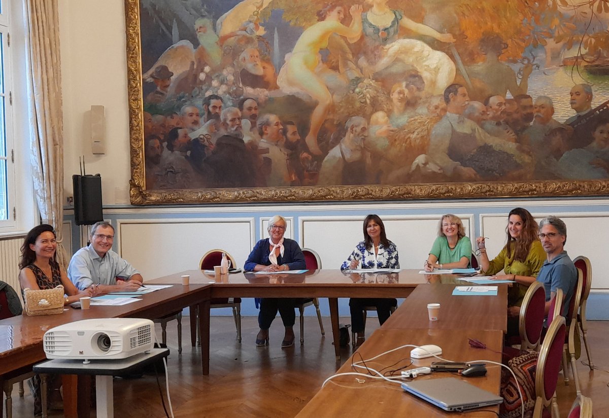 VilleSaintCloud's tweet photo. [ INSTANT COMMERCE ] Label Saint-Cloud 2023 🏆
Ce matin se réunissait le jury pour sélectionner les lauréats du Label Saint-Cloud 2023.
Restez connectés pour les découvrir ! 

#instantcommerce #labelsaintcloud #saintcloud https://t.co/Fs6SjXW420