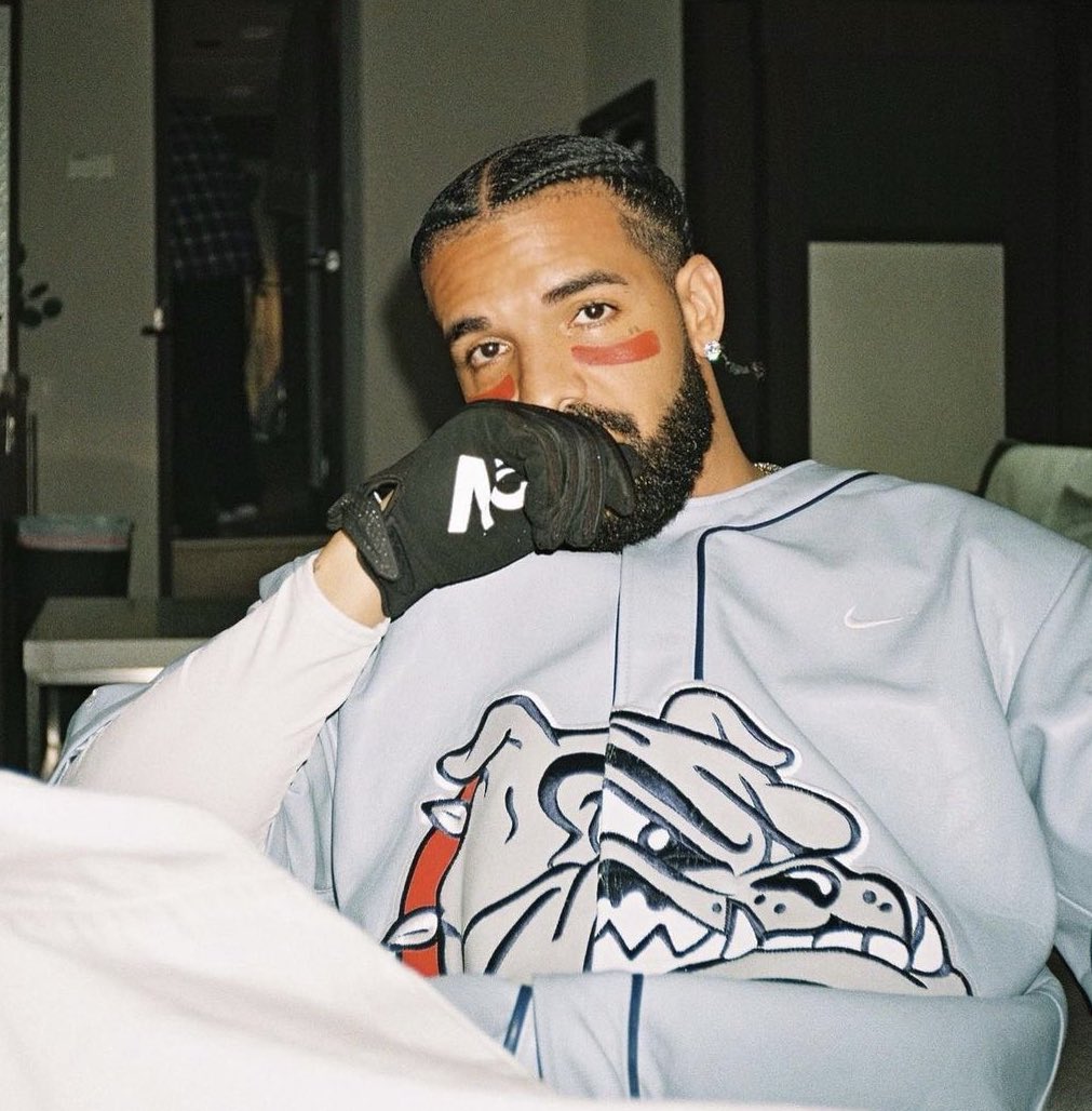 Drake is dropping a new single from his upcoming album “For All The Dogs” THIS WEEK 🦉