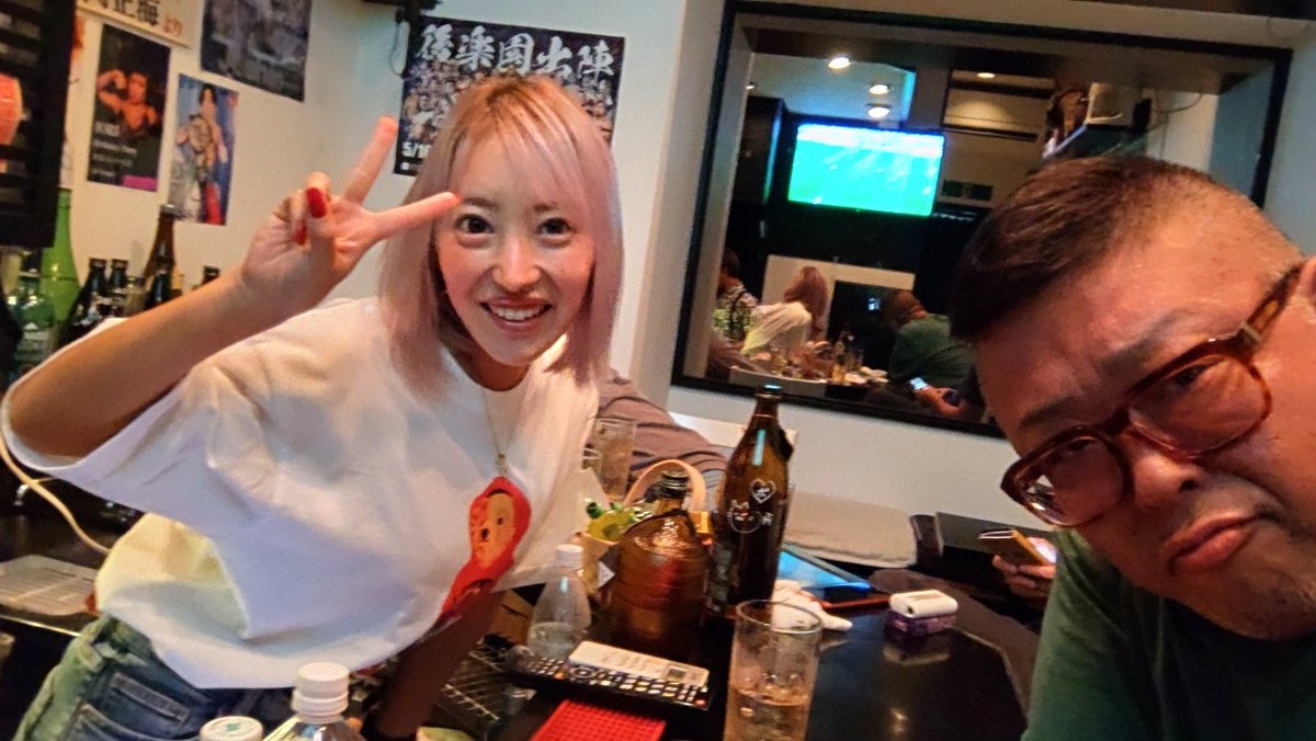 yokowake_902's tweet image. 新宿で協賛してもらっていてお世話になってる #Vesper に訪れていたら #ビッグベアー さんが僕に置き銭してくれたのでテキーラ🌵頂きます🍻
#ゴチになります