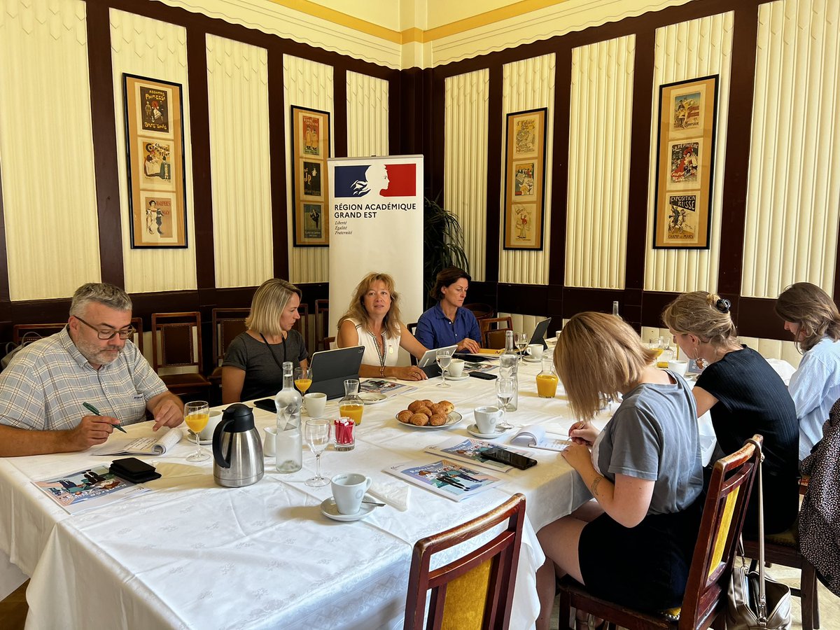 🎓 Présentation en conférence de presse du paysage universitaire multidimensionnel de <a href="/RA_GrandEst/">Région académique Grand Est</a>, terre de science et d'innovation. En cette #rentrée2023, placée sous le signe du sport et des #JO2024, réussite et bien-être des étudiants demeurent au centre de nos préoccupations