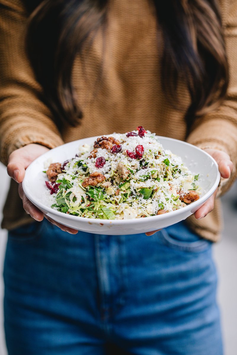 thirstylion's tweet image. Enjoy a delicious fresh scatch made brussel sprout, quinoa and roasted chicken salad. Topped with cranberries, candied walnuts, and Asiago cheese with white balsamic and pomegranate vinaigrette. 🥗🤤

#BrusselSproutSalad #ChickenSalad #MadeFresh #ThirstyLion