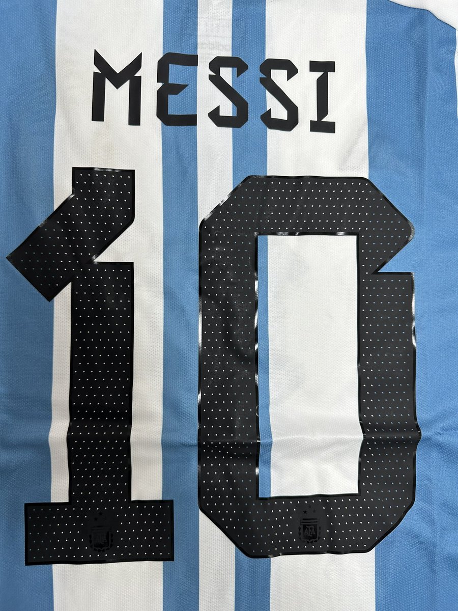 Sigue a @tdmas_cr y @SoloFiebres, dale RT y participa por la camisa de Messi ⭐️⭐️⭐️ Sorteo esta noche.