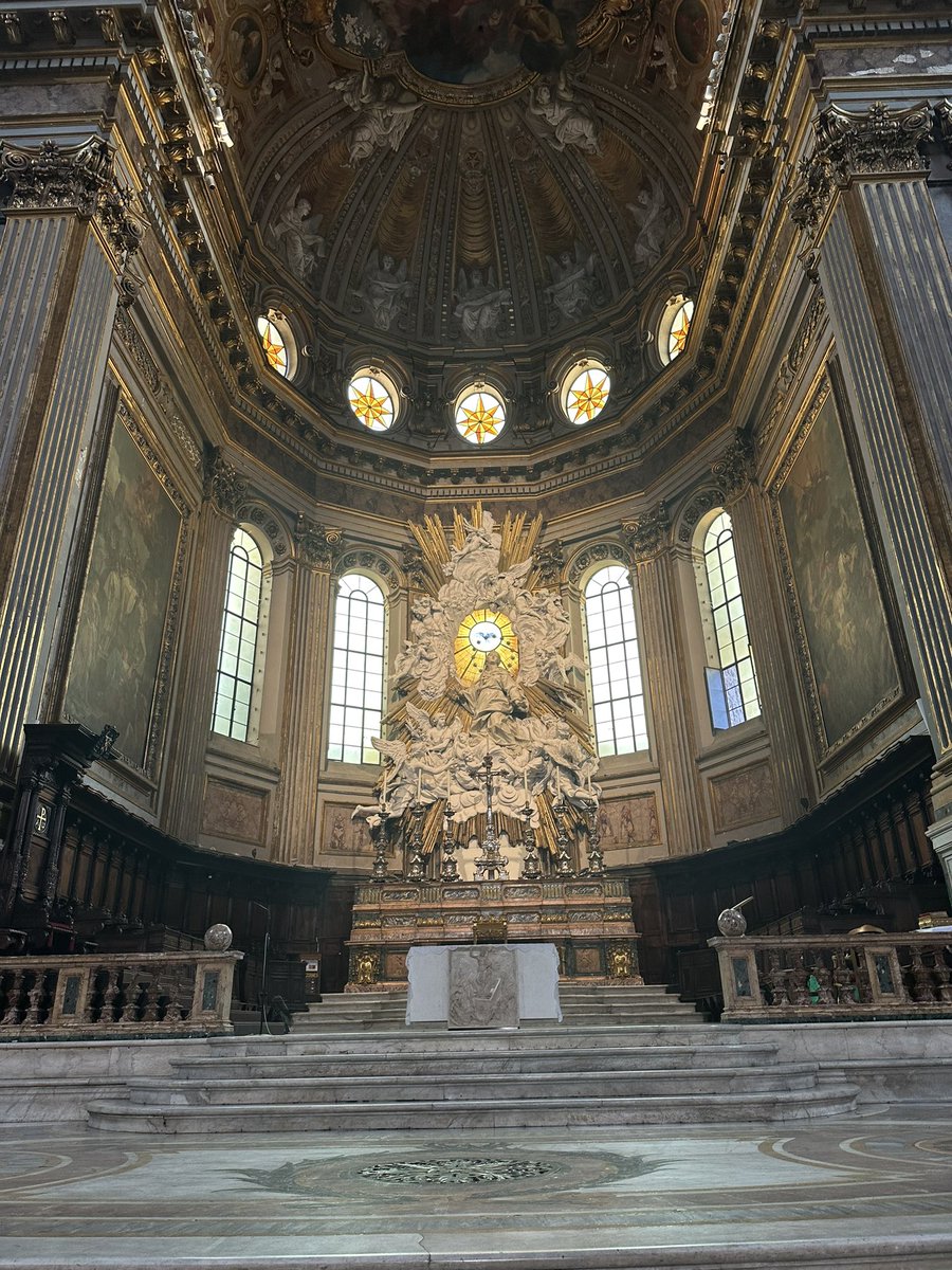 Gminering's tweet photo. u can’t even image how beautiful our city is.

we could build a whole nft city just using some little points of out story.

#Napoli #WellyFriends will help us to spread the voice.

charged up for #WellyBytes event of this evening. Can’t wait. so excited https://t.co/0n2ay00ZA7