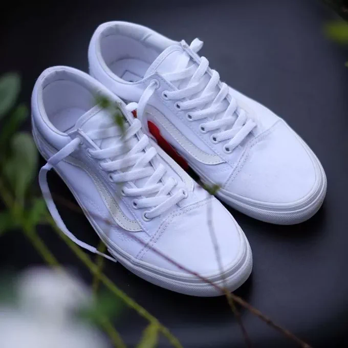 korean streetwear sneakers