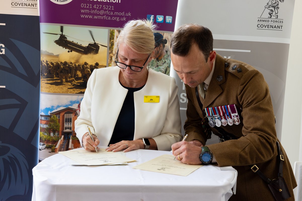 We’re delighted to announce we’ve been awarded the Bronze Award from the Defence Employer Recognition Scheme (ERS). 

Read more about how we’re proud to be <a href="/NHSVeteranAware/">NHS Veteran Aware</a> : shorturl.at/asv35

#armedforcescovenant