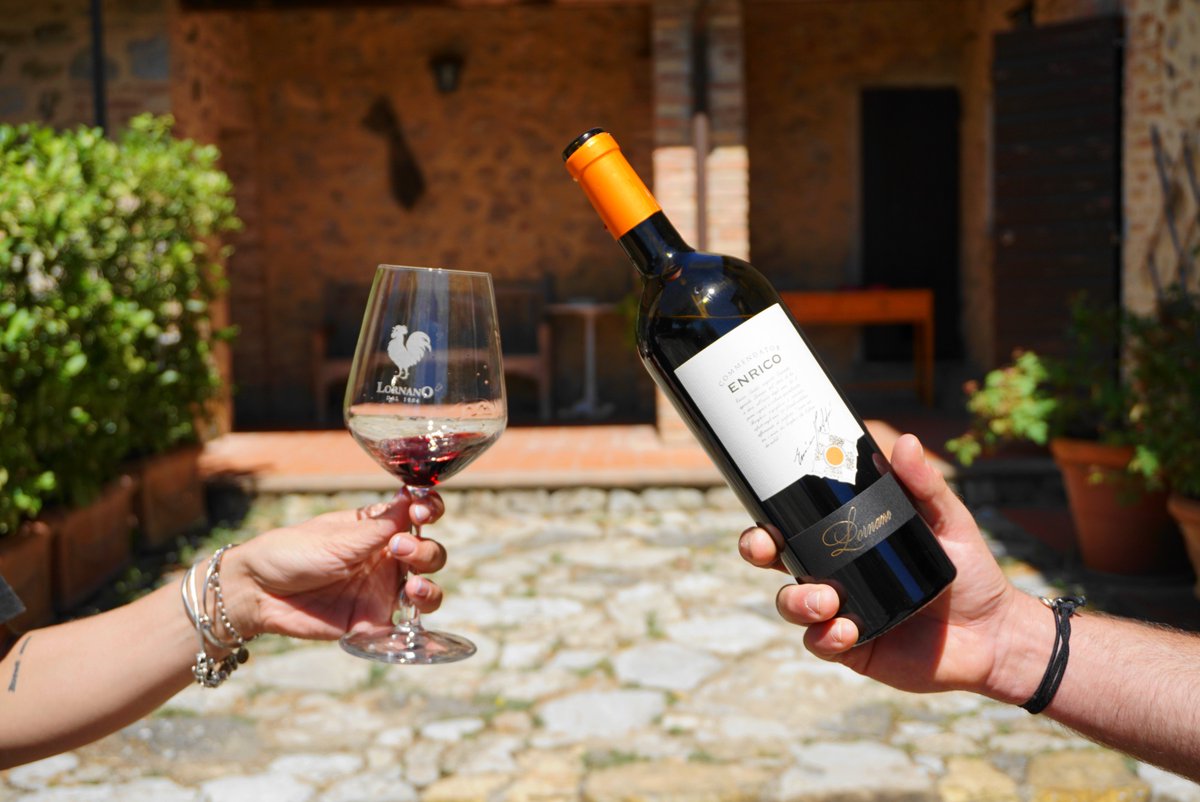Supertuscan is the way! Full body, round, intense and charecterized by spicy notes.
Buy your bottles here lornano.it/lornano-shop/

#supertuscan #wine #redwine #sangiovese #merlot #cabernetsauvignon #chianticlassico #lornano #fattorialornano #winery