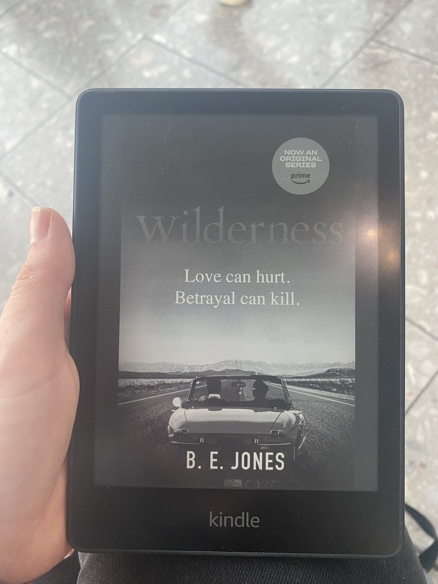 Vegas trip read: Wilderness by  B.E Jones. Relevant as we’re in America…but I have no intention of killing my partner… #Wilderness #ebook #holidayread