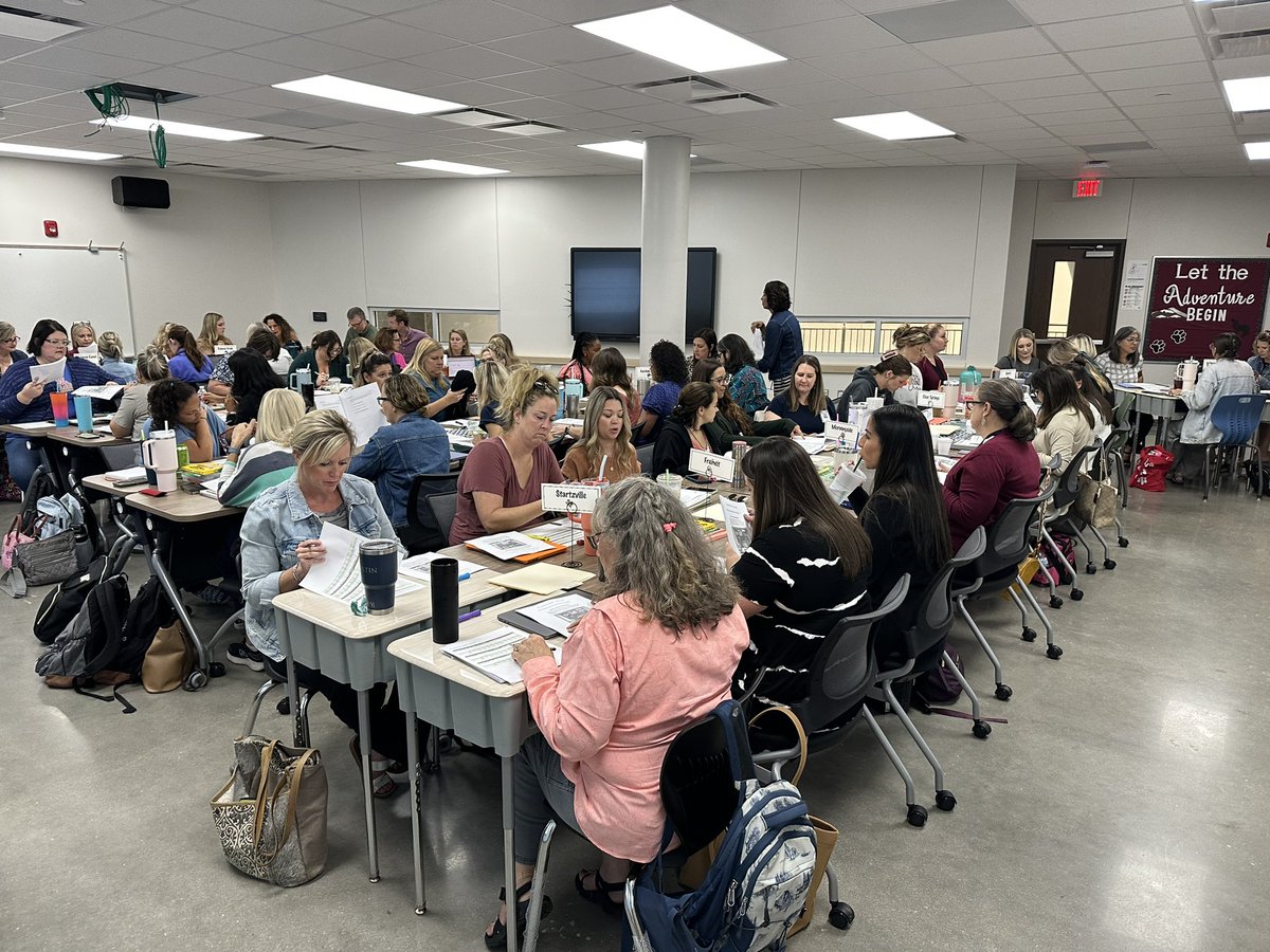 comalcreekes's tweet photo. 4th grade ELA QUIP means coming together to analyze data and have intentional conversations.  Welcome to CCES.  #todayincomal #todayatcces @AmyRMalone @StephanieMoshe8 @cisdnews https://t.co/JjndJcCkmB