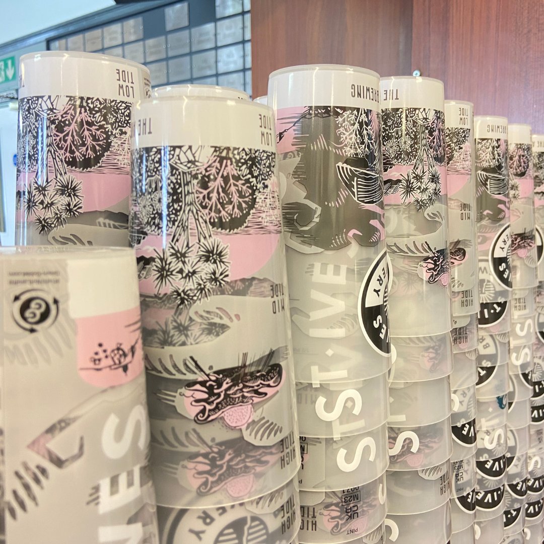 As we approach match day at the Brickfields, here's a reminder that we're now using re-usable cups in our bars!

When you've finished your drink, we ask that you please return your cup to the bar.

👉 plymouthalbion.com/use-of-plastic…

#AlbionAsOne