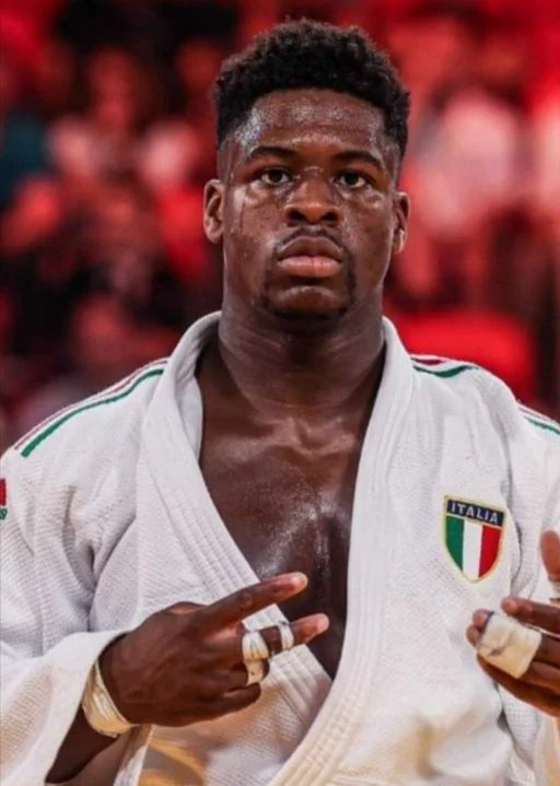 Judo is for men.
Razzismo is for #generalevannacci 
Bright Maddaloni. Categoria 81 kg. Campione ITALIANO d'Europa. 🥋
#Sucatelo