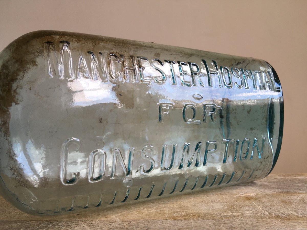 DanielsFayre's tweet image. ebay.co.uk/itm/2351981878… #Antique #Embossed #MANCHESTERHOSPITAL #Manchester #Hospital FOR #CONSUMPTION #Aqua #Glass #Medicine #Bottle #DanielsFayre #toprated #ebayseller #differentfromthecrowd