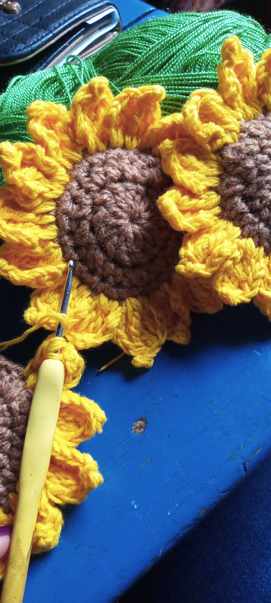 vanelolas's tweet image. Poniendole color a este dia 🌻