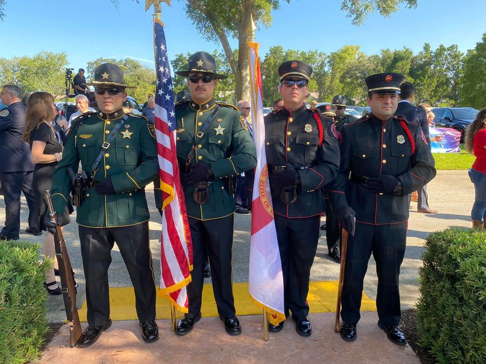 PalmHarborFR's tweet photo. Remembering and honoring all the lives lost on 9/11. We will never forget. https://t.co/4l4uQRCaIt