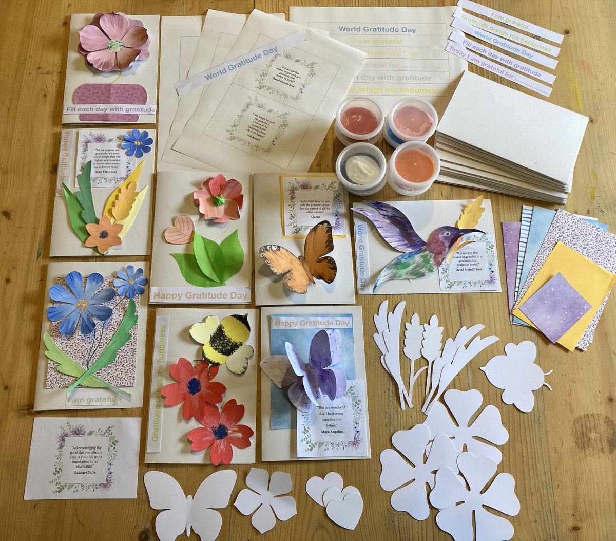 creativemojo's tweet photo. Thu, 21 Sept 2023 #WorldGratitudeDay.
We've created some exciting resources. Get in touch with your #creativemojo representative for more information.
https://t.co/Bnzev0lH2C
#dementiacare #activitycoordinator #alzheimerscare #carehomes #activitiesforseniors #personcentredcare https://t.co/E9WFCjplDo