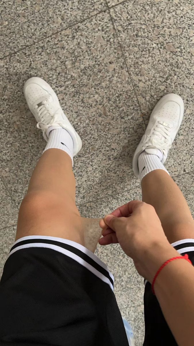 半夜小骚发来的照片，这谁能受得了