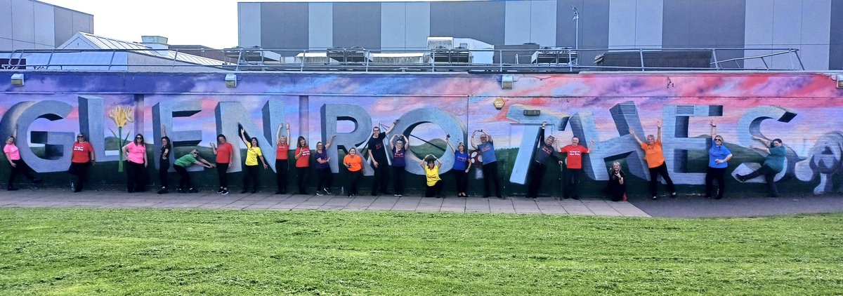 Our team in Glenrothes promoting Glenrothes Sing in the City choir starts Monday 18th Sept <a href="/YMCAGlenrothes/">YMCA Glenrothes</a> 

We sang in <a href="/RothesHalls/">Rothes Halls</a> cafe today picked up a few new compliments 
#seamless
#bangin’
#betterthanwaitinginfortheboilerman
come for free trial hello@singinthecity.com