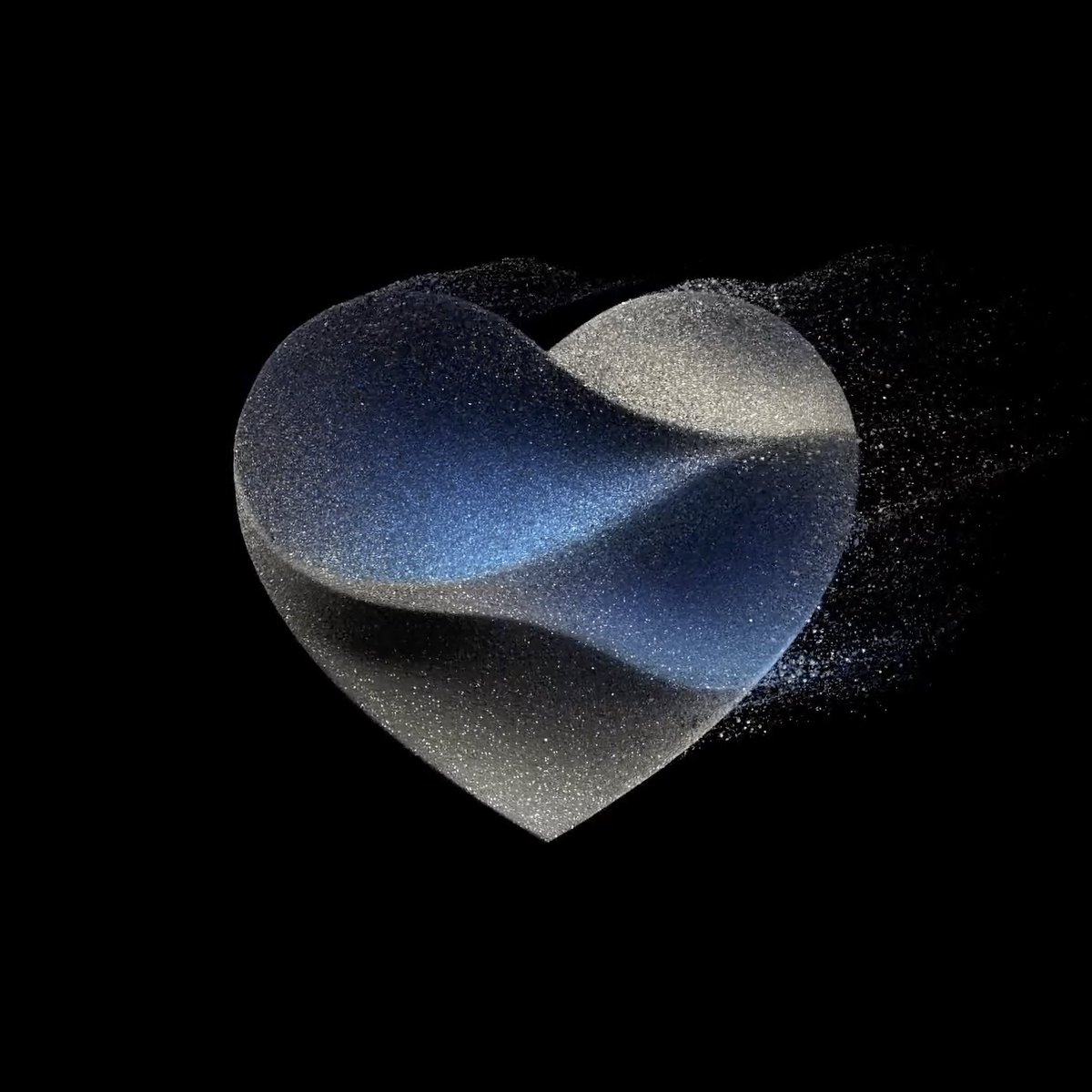 BTCSamas's tweet photo. 点赞这条推，真的有��果春晚独家点赞效果👇 #AppleEvent

@elonmusk 老马实在👍 https://t.co/0BllvK0A5r