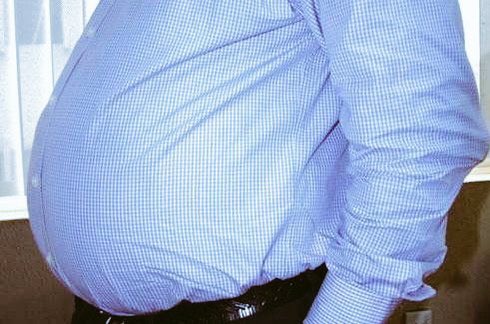 Comment réduire le gros ventre ? 

1. Évitez les sucres : les sodas, le miel, le jus de fruits, etc., qui vous feront prendre du poids.
2. Mangez des légumes : le chou, le concombre, etc., qui aident à réduire les graisses.
3. Consommez des protéines : viandes, poissons, œufs,