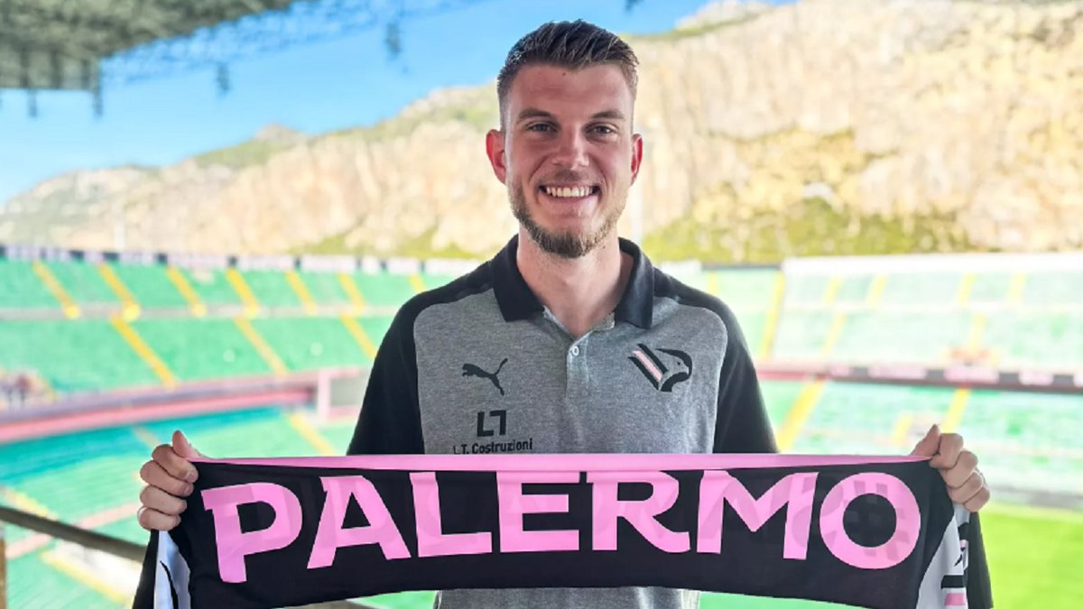 PicenoTime's tweet photo. Palermo, ingaggiato il portiere #Kanuric. #Segre verso l'Ascoli: “Contenti del nostro avvio ma ogni gara è una battaglia” https://t.co/JNRAcl9T2G #serieb #AscoliPalermo #ASCPAL #calciomercato https://t.co/EmALtXBdK6