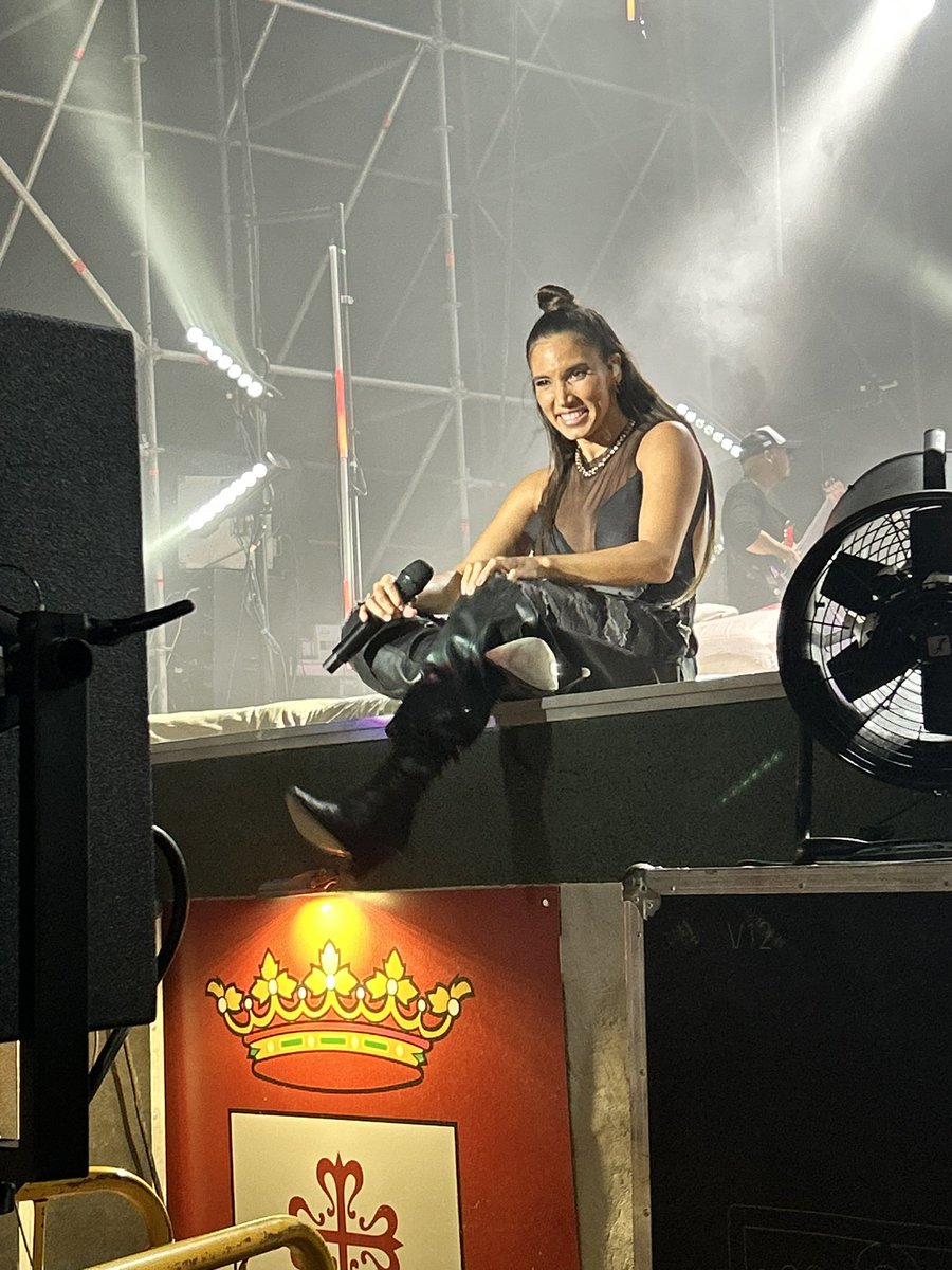 No sonrisa ni cara más bonita que la tuya cuando nos miras con tanto amor… <a href="/IndiaMartinez/">India Martínez</a> te echo de menos!! Te quiero mi niña! Eres increíble, mágica!