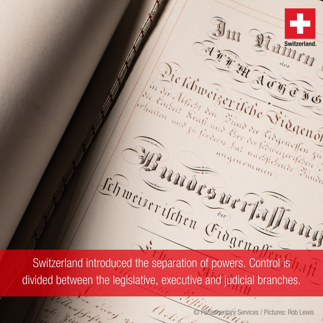 AmbSuisseRDC's tweet photo. Le 12 septembre 2023, la #Suisse 🇨🇭 moderne fête ses 175 ans ! 🎆🎇
Découvrez les premiers pas de la 🇨🇭 en tant qu'État fédéral, avec l'adoption de la première #Constitution fédérale comme point de départ en 1848. 👇
#175ansConst https://t.co/OgG5B7eOdT