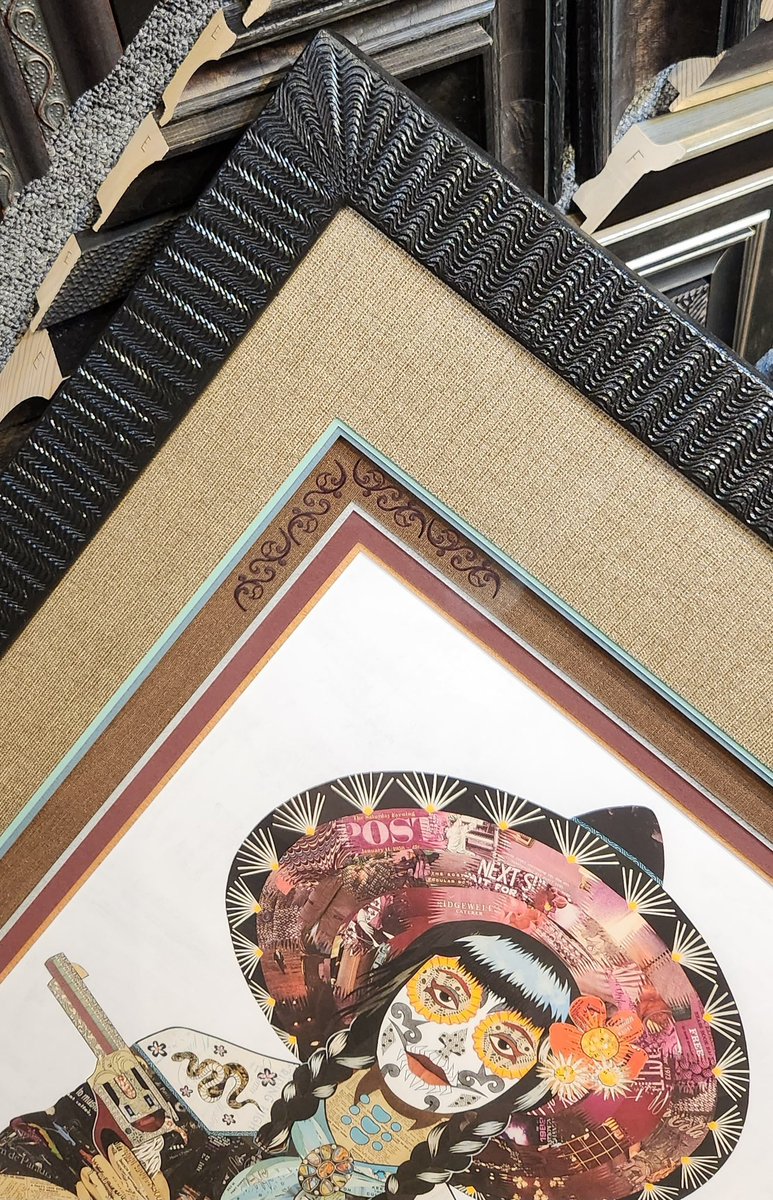 FrameDeArt's tweet image. Another awesome one of a kind design by Bri!  @DolanGeiman Vaquera Sudoeste (Hiss) print framed with SEVEN mats!  Custom design using our Computerized mat cutter!  99% UV-glass! Stop by our store and check it out in person!

#DolanGeiman #SparkFrames #Western #Snake #Denver