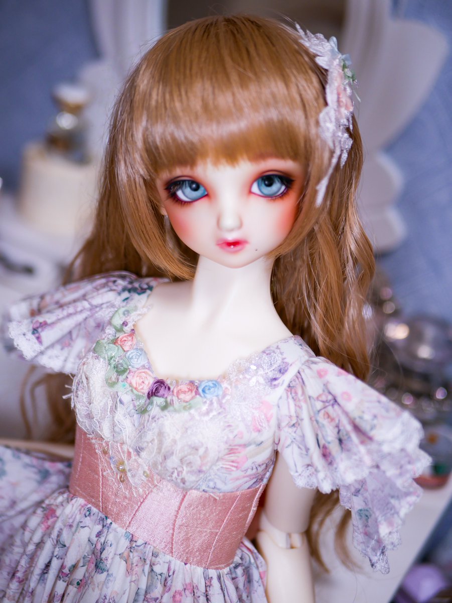 Rhapsody_of_PCM's tweet photo. ひっそり販売されていたブーケ💐ドレスとご縁を頂いておりました。何着目でしょうねぇ…😅
SDM33番の本体の方がもうすぐお迎え記念日なので(?)大きい方の茉莉花に。
#AtelierKoemi
#SD81 https://t.co/VgvnSdMOql