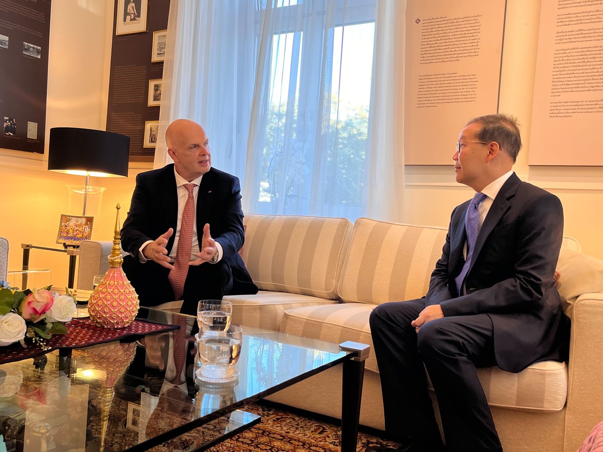 ThailandGermany's tweet photo. RTE pleased to meet with @ThomasEllerbeck @TUIDeutschland to exchange ideas on promoting #tourism in Thailand and between 🇹🇭 and 🇩🇪. Sustainability and eco-tourism will be important future agenda. Looking forward to cooperation on eco-tourism and training in tourism industry. https://t.co/XiZk9j5qqt