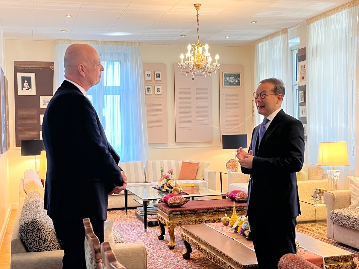 ThailandGermany's tweet photo. RTE pleased to meet with @ThomasEllerbeck @TUIDeutschland to exchange ideas on promoting #tourism in Thailand and between 🇹🇭 and 🇩🇪. Sustainability and eco-tourism will be important future agenda. Looking forward to cooperation on eco-tourism and training in tourism industry. https://t.co/XiZk9j5qqt