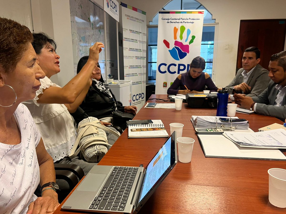 TManabitas's tweet photo. Lideresas de la @TManabita #Portoviejo se reunieron con la Secretaria Ejecutiva del #CCPD, y miembros de la #JCPD del Gad Portoviejo para en forma conjunta identificar las soluciones a las observaciones realizadas en el diagnóstico por la @TManabitas a la JCPD #Portoviejo https://t.co/yqN0z6XvQz