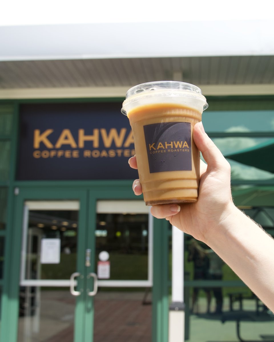 USouthFlorida's tweet image. But first, coffee☕️

We’re excited to announce two new coffee stops on our Tampa campus – @KahwaCoffee in the bookstore and @BuddyBrewCoffee in the Judy Genshaft Honors College building. Check them out, Bulls!🤘