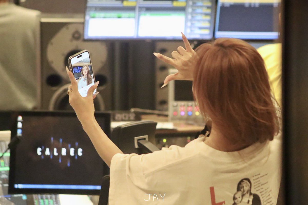 wh0reforhwasa's tweet image. the set up                          the shot