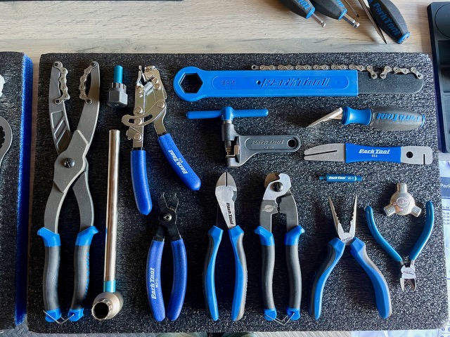ShadowFoam's tweet photo. Matt Roberts used Shadow fom perfectly to organise all his park tools for his mountain biking family! What do you think? #shadowfoam #mountainbiking #parktools #biketools https://t.co/VfcY2qZk0M