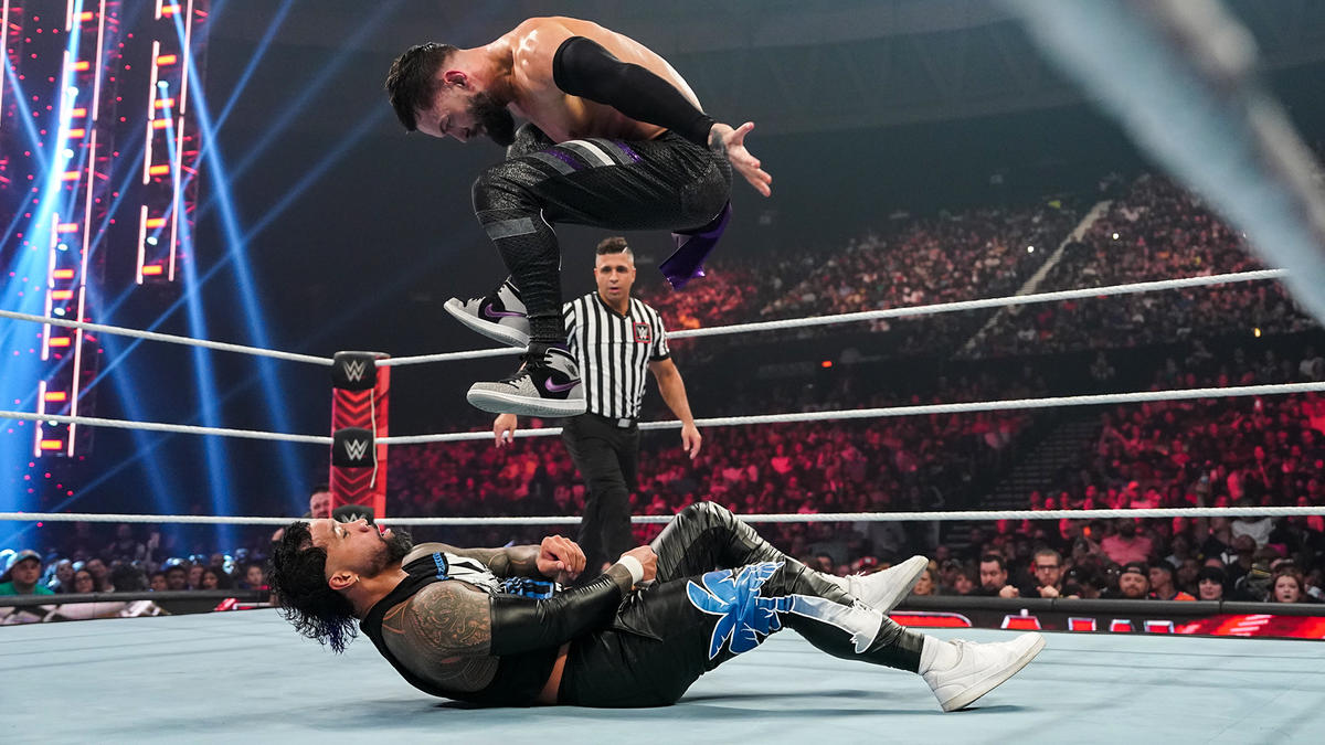 FinnBalorCOM's tweet photo. #WWERAW Digitals: https://t.co/ZHwO5oJW7I 

(@FinnBalor) https://t.co/fA7gMgd3lg