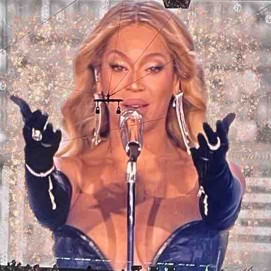 TeamCyrusSF's tweet image. Hi friends, happy Tuesday! Here’s more Beyoncé for you👏👏🪩👑🐝  She is so stunning💅!
Call or text Team Cyrus⭐️760-834-8833📞#Teamcyrus #goodvibesonly #nonegativity #Igbtqfriendly #blackowned #womenowned #womenownedbusiness 
#blackownedbusiness