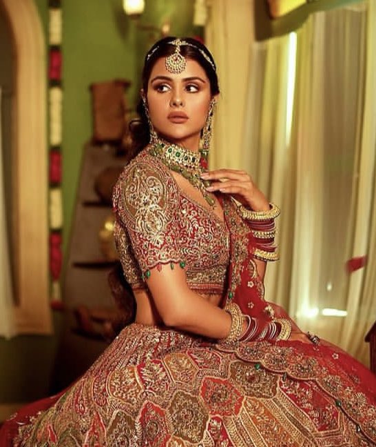 Elegant Queen ❤️

ZOHRAJABEEN POSTER OUT