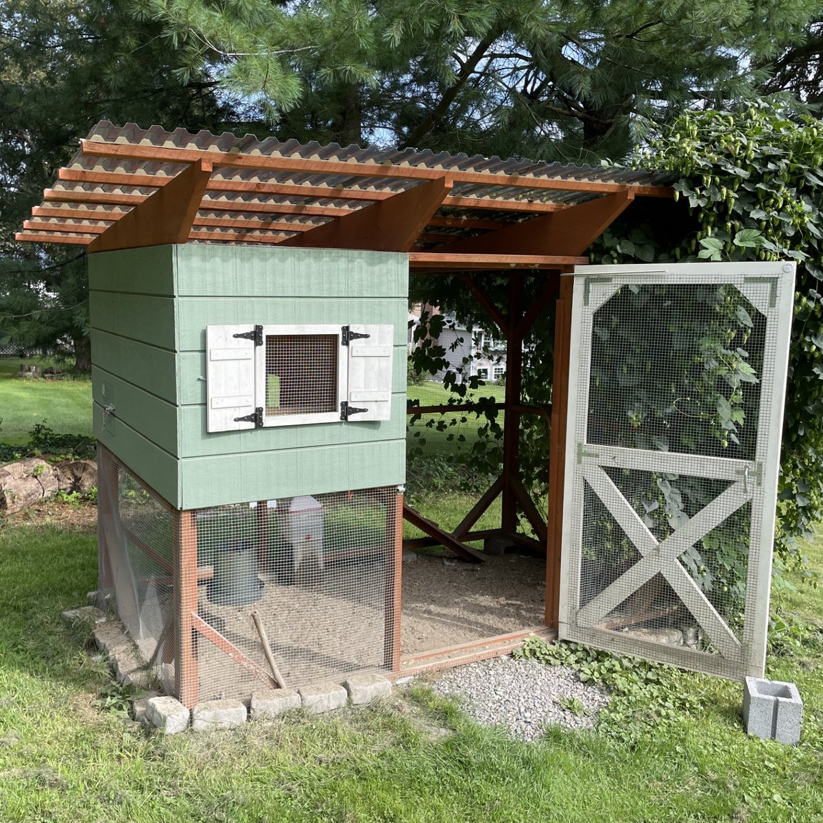 Vermont Natural Coatings tweet media