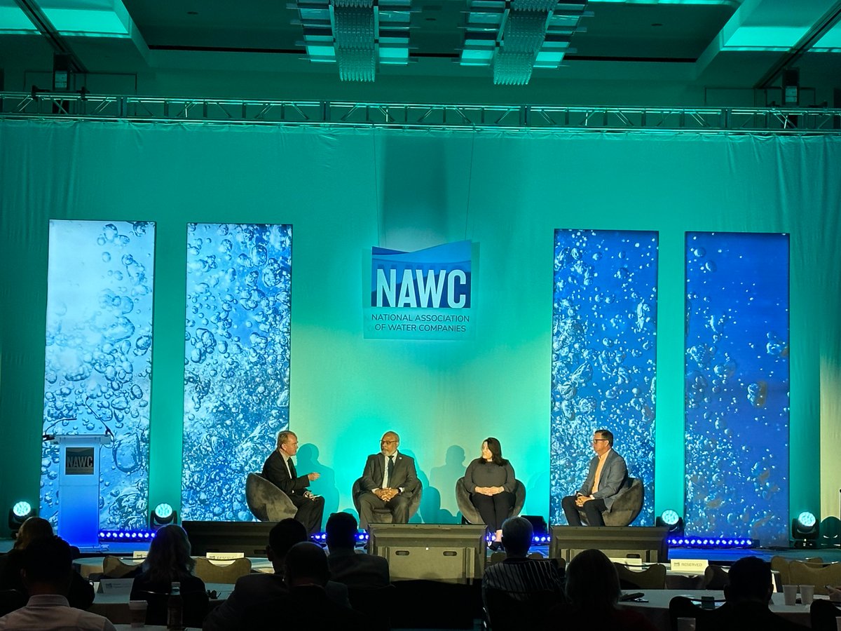 NAWCH2O's tweet photo. During our second panel of the day, panelists from @aquarionwater, @EPCOR and @AUCConsortium said utilities can’t talk at the community, but rather engage with them. Here's what they said. 👇 #NAWCSummit https://t.co/YFw1uHgaxI
