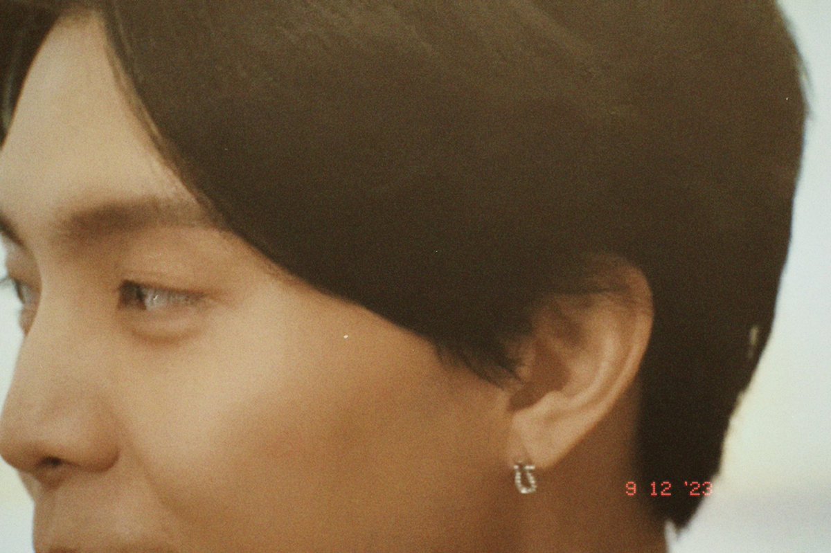 หล่อ สุขุม วินเทจมากครับ