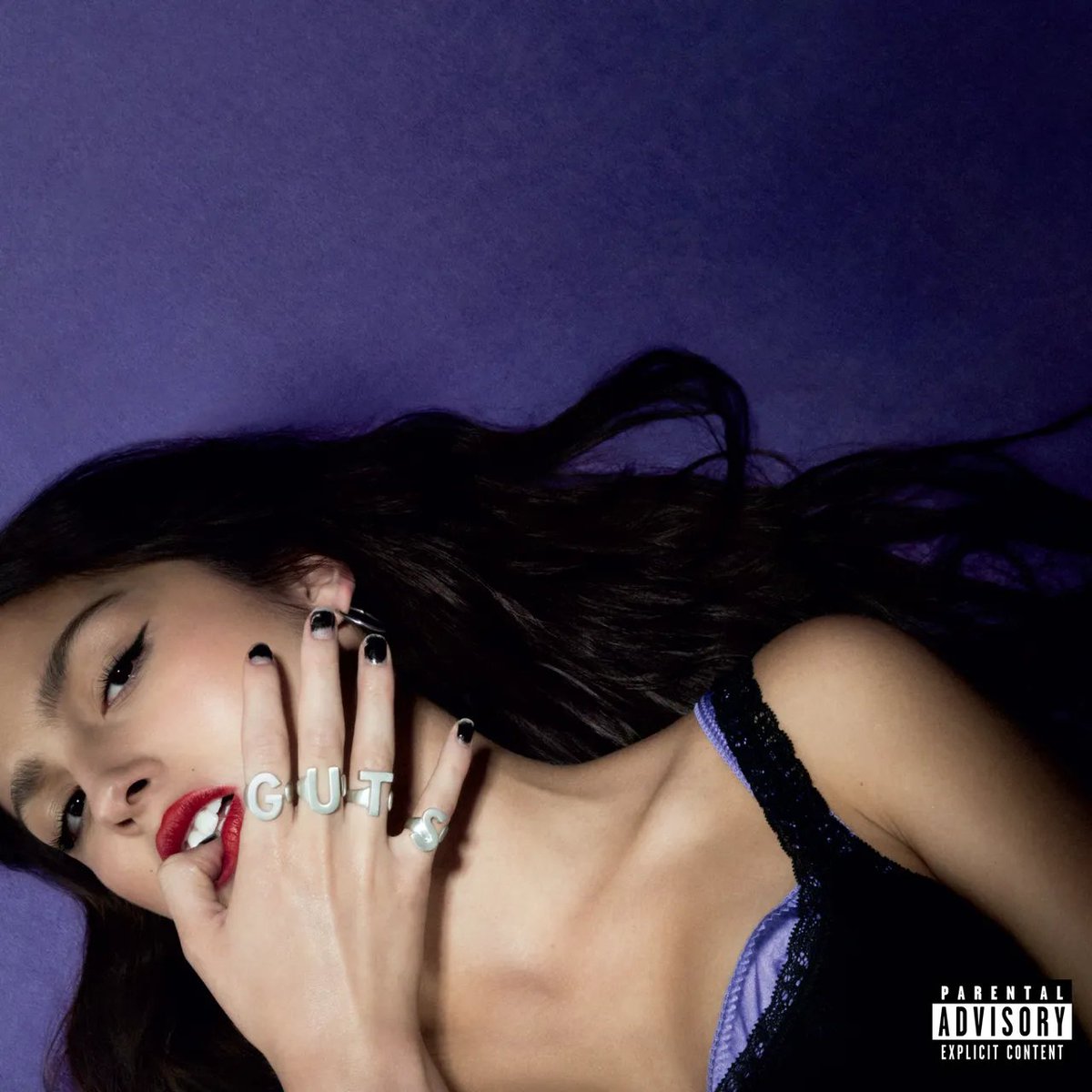 pChalTV's tweet photo. This album is clearly made exclusively for bipolar zoomer women why do I vibe with this so much https://t.co/qj0Fym1rqm